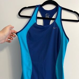 Nike dry fit shirt Small